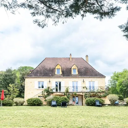 Propriete Avec Piscine De 2 A 9 Personnes, De Saint Donat, * La Roque-Gageac